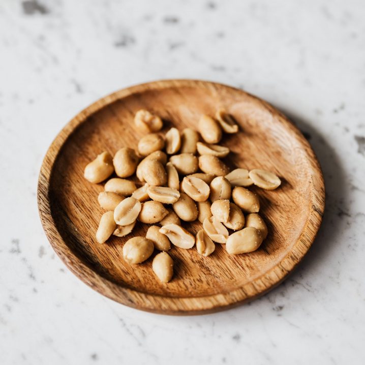 why-peanuts-are-actually-a-really-smart-snack-for-weight-loss