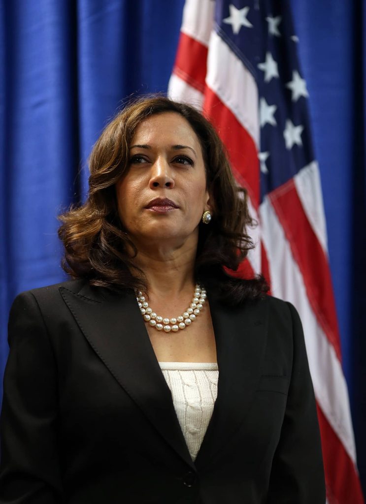 Kamala Harris's Signature Pearls Make A Special Appearance During The ...