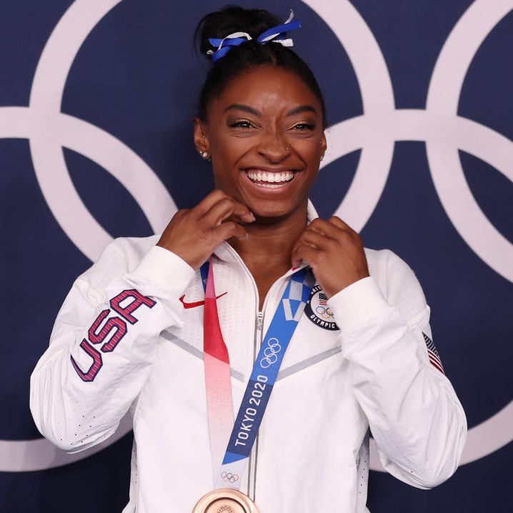 Of Course Simone Biles's BF Jonathan Owens Had the Sweetest Reaction to