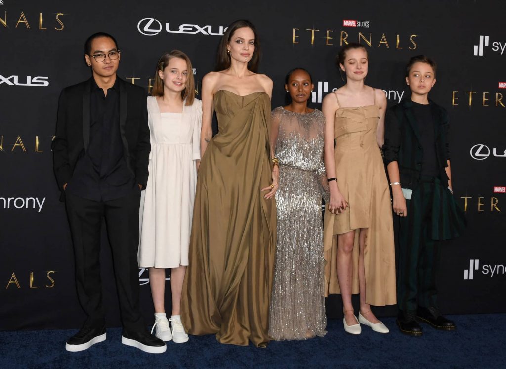 Angelina Jolies Daughter Zahara Wears Her Mums 2014 Oscars Dress To The Eternals Premiere 1636