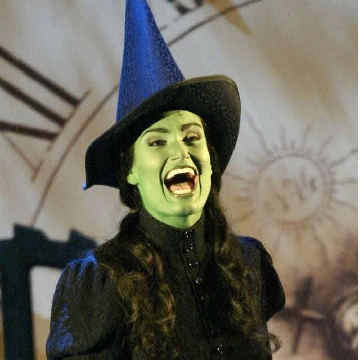 Wicked Puts A Spin On The Wicked Witch Of The West Heres What To Know About Elphaba 3604