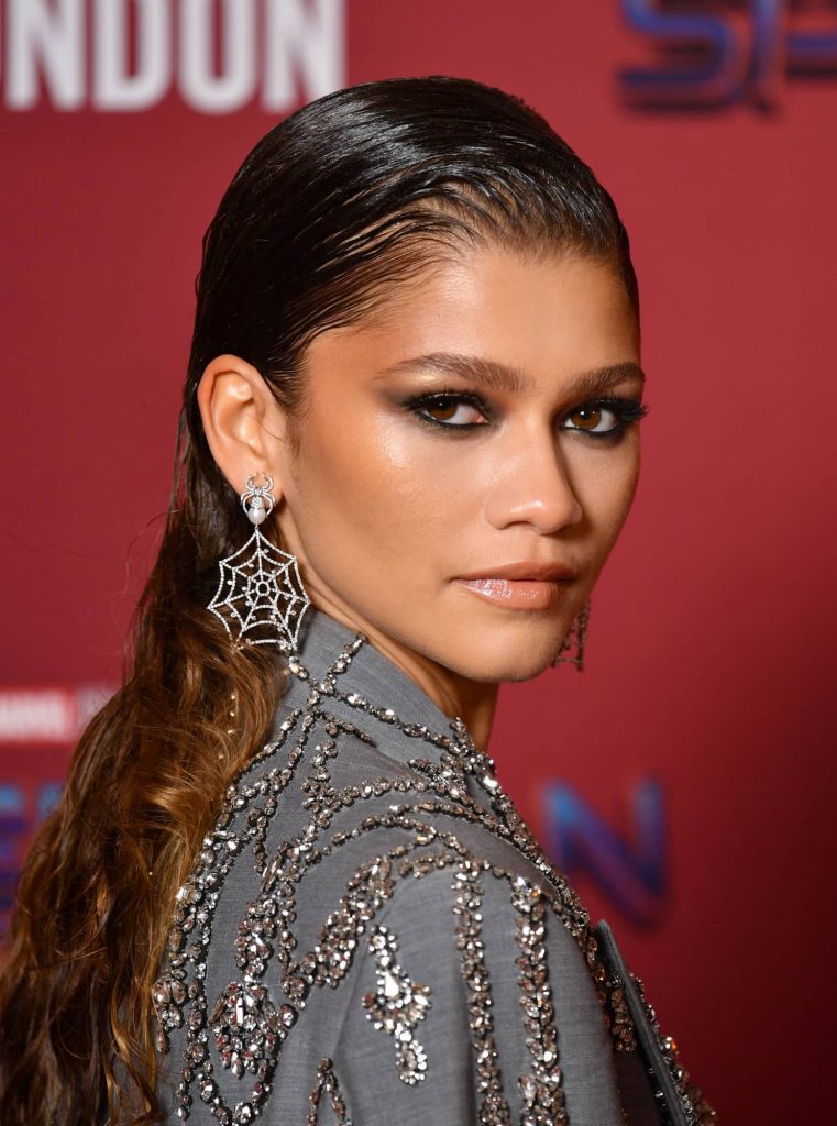 All Hail Zendaya, the Queen of Fashionable Spider-Man References ...
