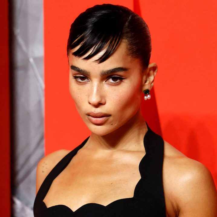 Zoë Kravitz Debuts Micro Swoop Bangs at The Batman Premiere - POPSUGAR ...