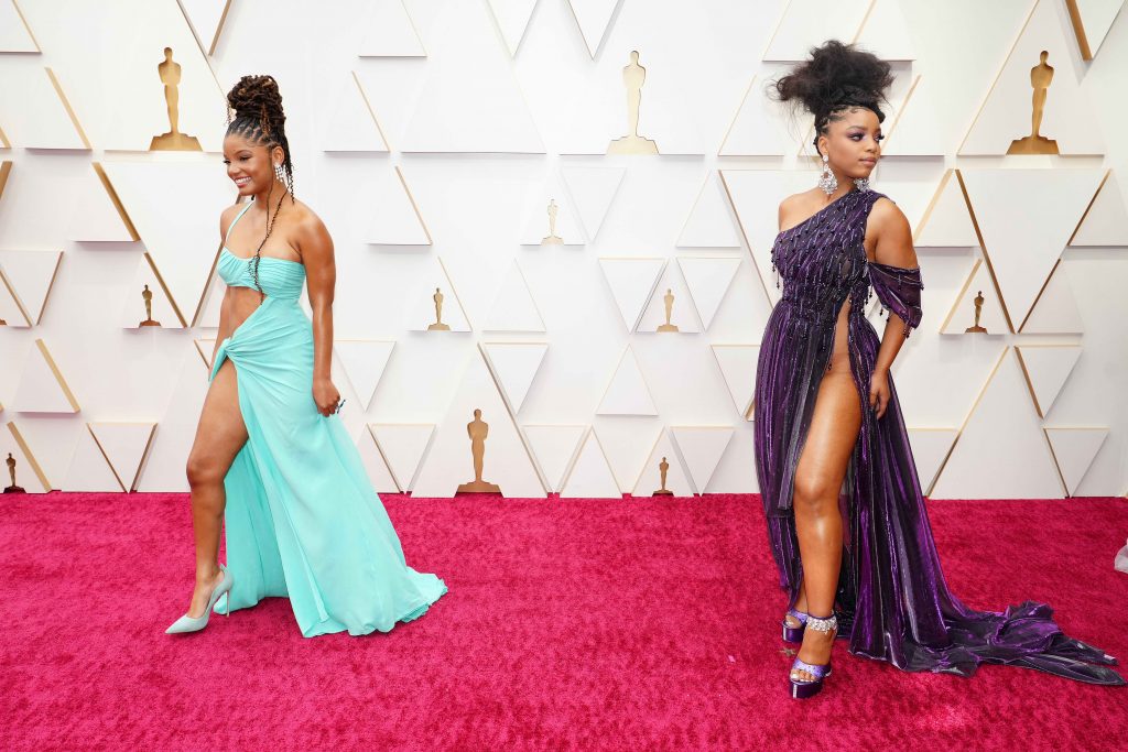 Chlöe and Halle Bailey Are a Stunning Sibling Duo at the Oscars