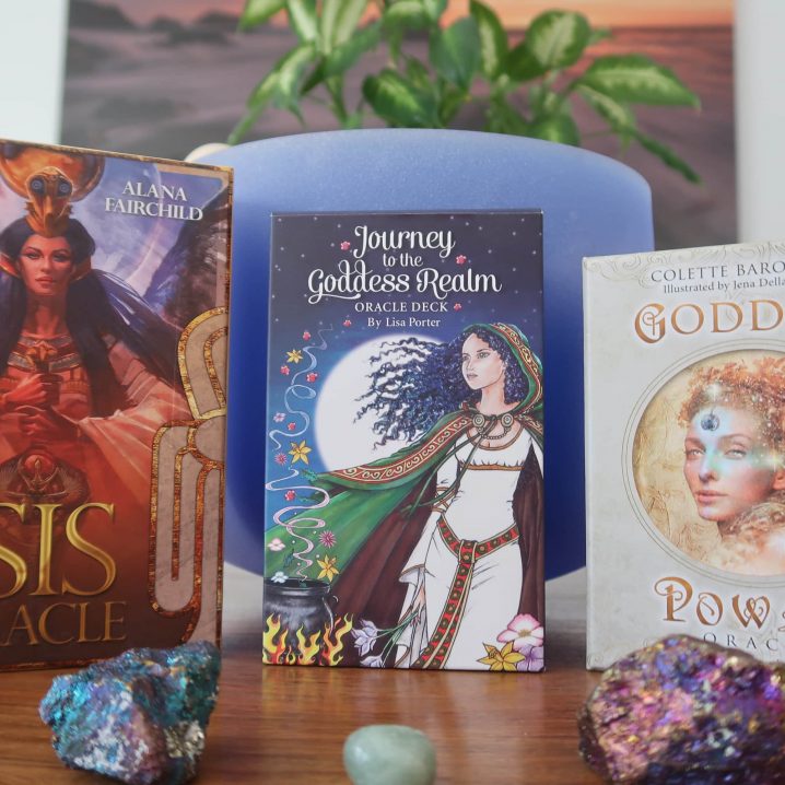 A Bruja's Guide to Goddess Oracle Cards - POPSUGAR Australia