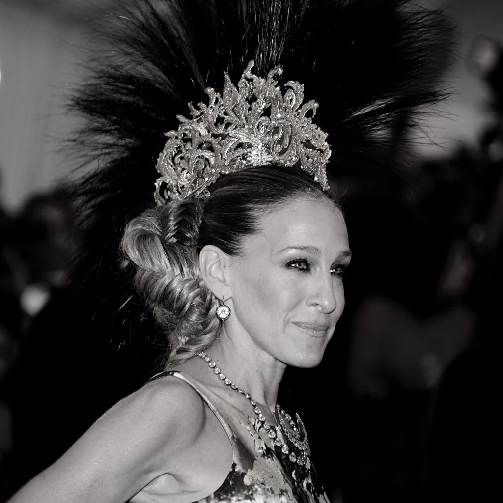 Loving Her Look: Sarah Jessica Parker Pays Homage To Alexander McQueen
