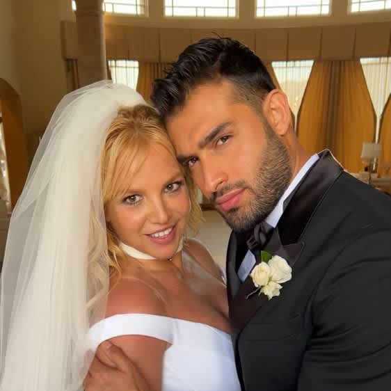 Britney Spears Got Married in a White Wedding Dress With a Thigh-High ...