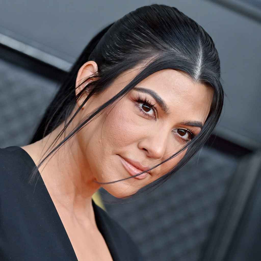 Kourtney Kardashian's Supermodel Manicure on Short Nails