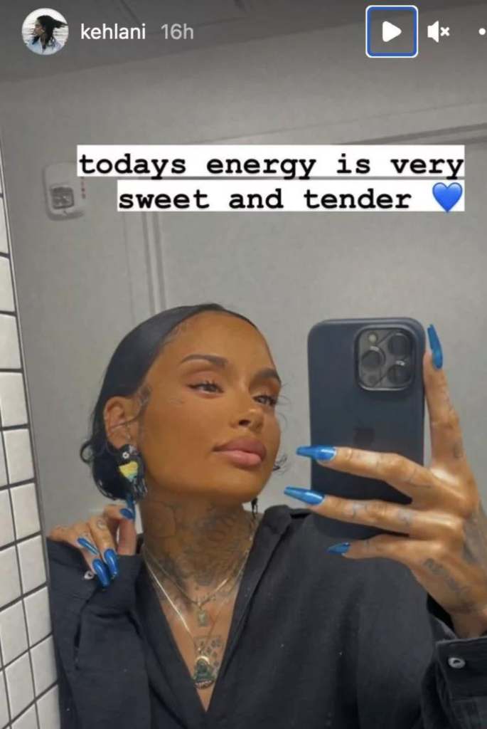 Kehlani’s Jelly Nails Are Y2K Perfection