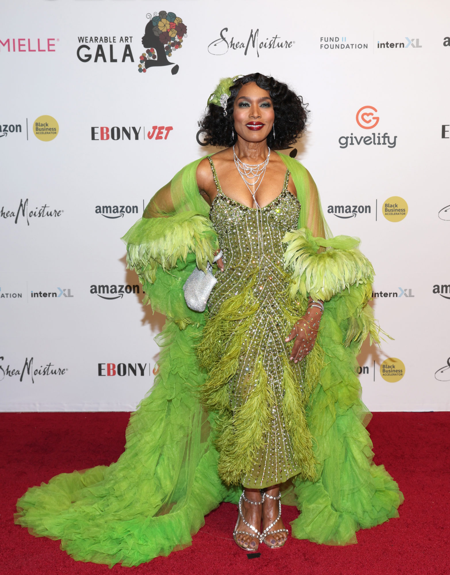 Lori Harvey Channels The Roaring '20s In Fringed Dress At The Wearable Art  Gala - SoJones