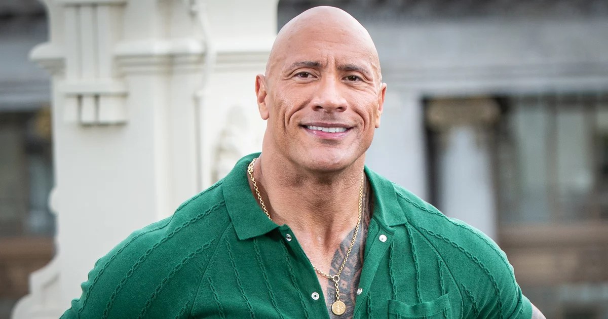 Dwayne Johnson Turns Santa Into a Thirst Trap: “Who Wants to Sit on  Dwanta's Lap?” | POPSUGAR Australia