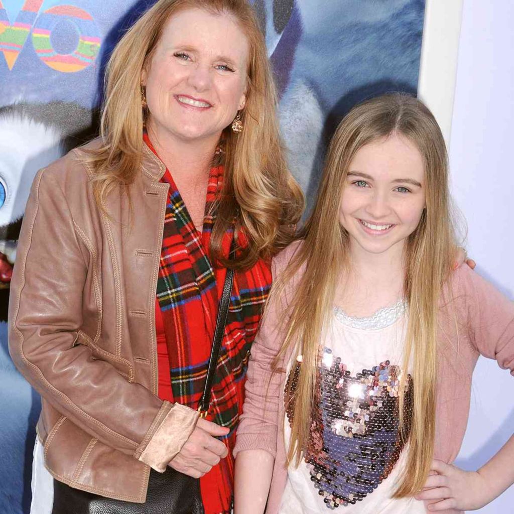 sabrina-carpenter-nancy-cartwright